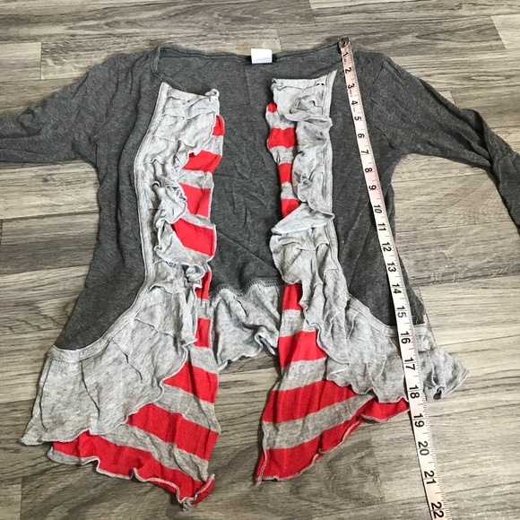 DayTrip Grey Red Stripes Cardigan; size small - Picture 5 of 6